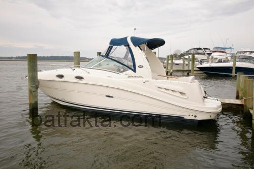 Sea Ray 260 Sundancer recensioner och tekniska specifikationer